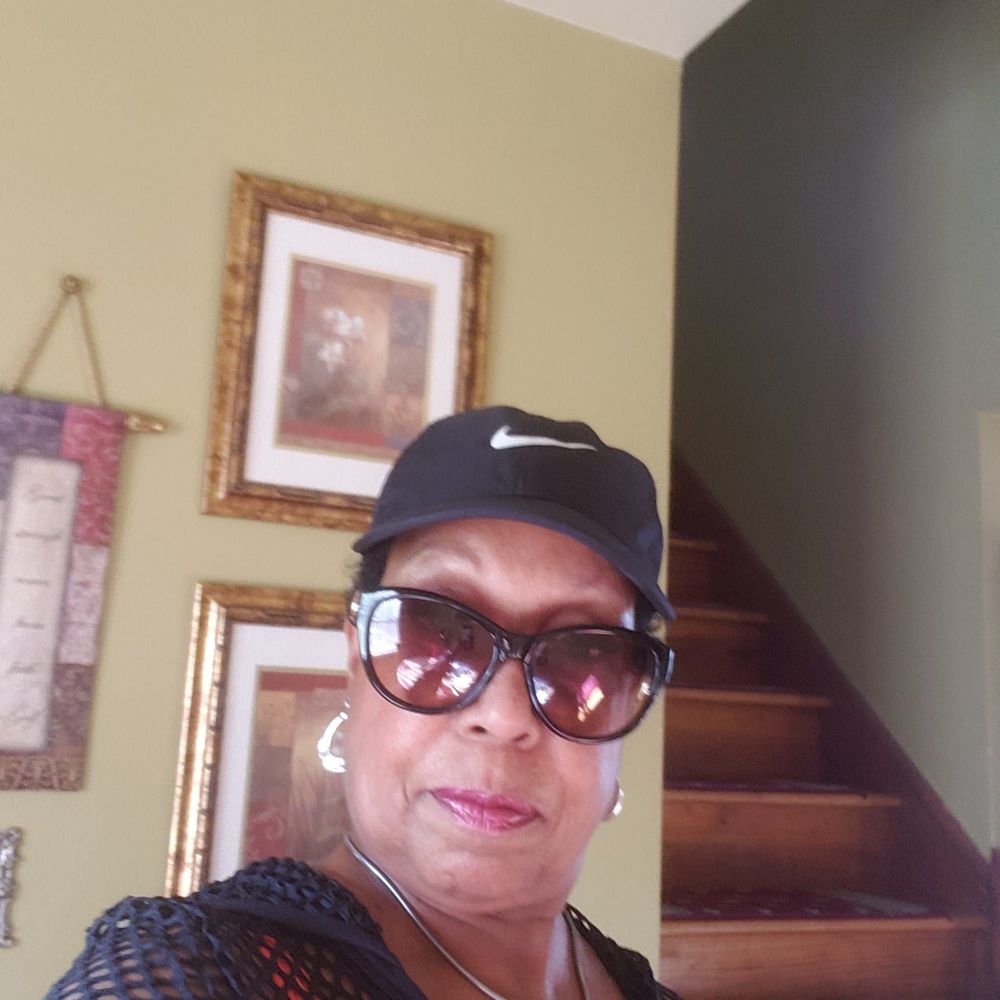 Meet your Posher, Malinda